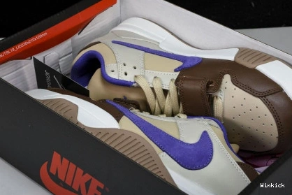 Travis Check The Scott FZ8117-900 x Jordan Cut 1122